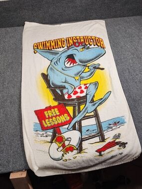 VTG   90’s Shark "Swimming Instructor" Printed Novelty Cotton Beach Towel